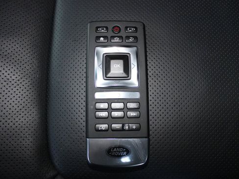 Used 2021 Land Rover Range Rover P525 Westminster Edition LWB image 23