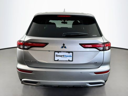 Used 2024 Mitsubishi Outlander SE AWD/4WD image 6