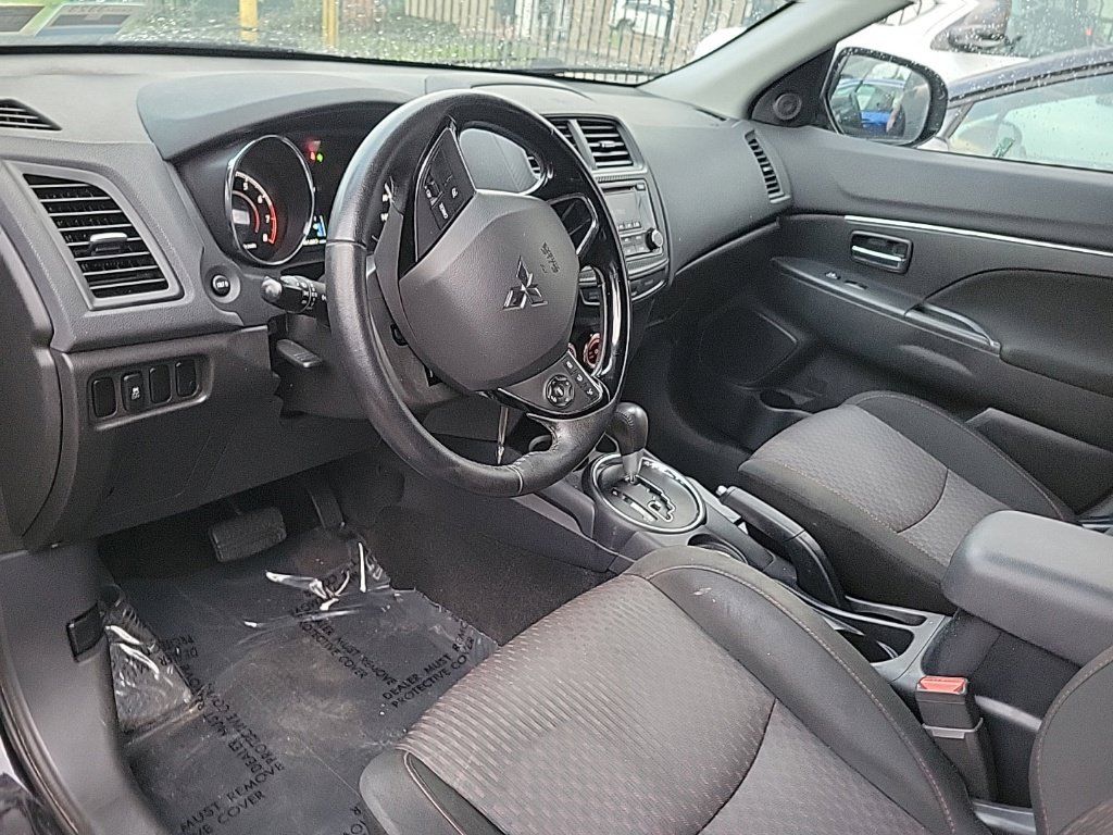 Used 2017 Mitsubishi Outlander Sport ES AWD/4WD image 7