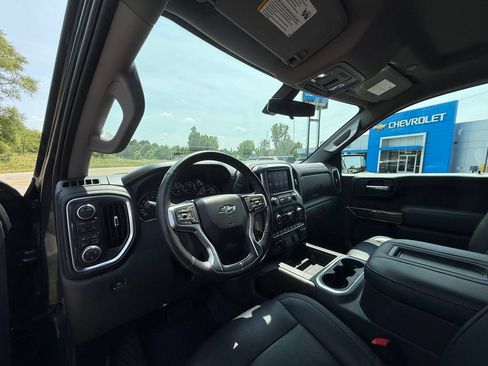 Certified 2020 Chevrolet Silverado 1500 RST AWD/4WD image 18