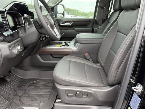 New 2026 GMC Sierra 2500 SLT AWD/4WD image 11