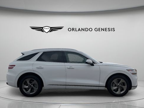 Used 2026 Genesis GV70 2.5T AWD/4WD image 9