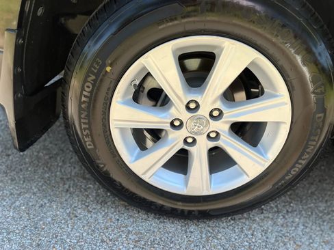 Used 2013 Toyota Highlander Plus FWD image 39