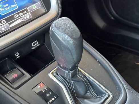 Used 2024 Subaru Outback 2.5i w/ Popular Package #1A image 21