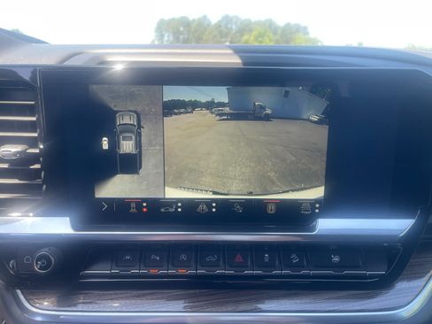 New 2026 Chevrolet Silverado 1500 LT w/ Z71 Off-Road Package AWD/4WD image 13