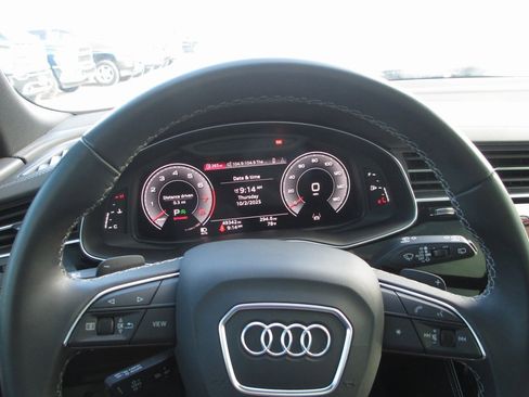 Used 2022 Audi Q8 Prestige image 27