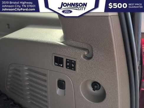 Used 2016 Chevrolet Suburban LTZ AWD/4WD image 17