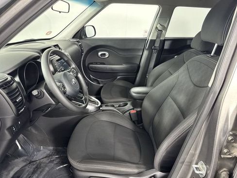 Used 2019 Kia Soul w/ Convenience Package FWD image 19