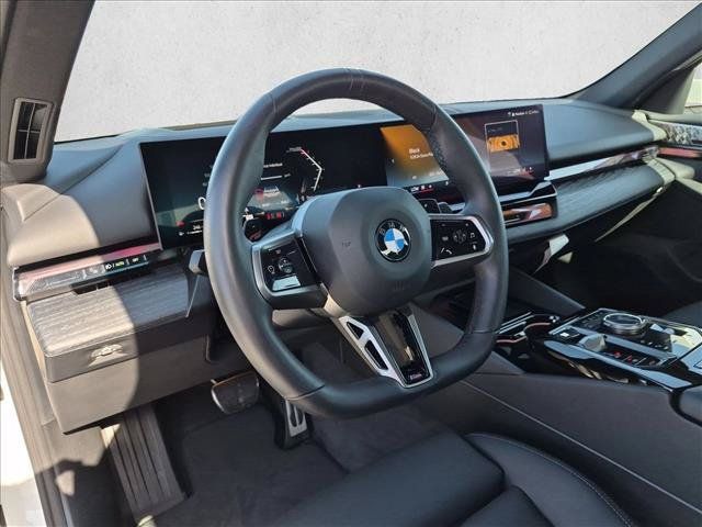 Used 2026 BMW 540i xDrive AWD/4WD image 10