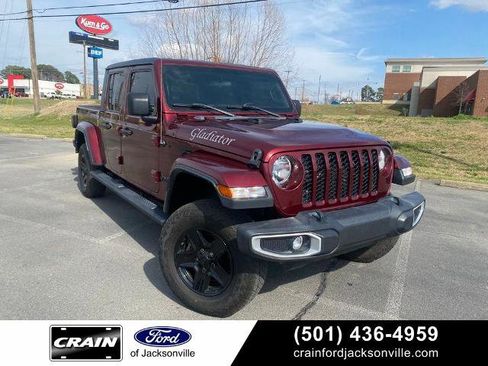 Used 2021 Jeep Gladiator Sport AWD/4WD image 1