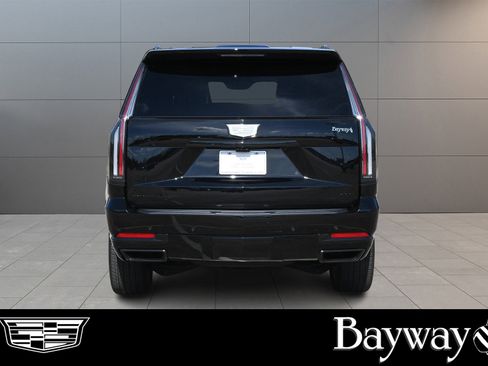 Used 2025 Cadillac Escalade ESV Premium Luxury w/ LPO, Floor Liner Package image 6