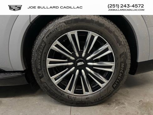 New 2026 Cadillac Escalade IQ Sport 1 w/ LPO, Floor Liner Package AWD/4WD image 13
