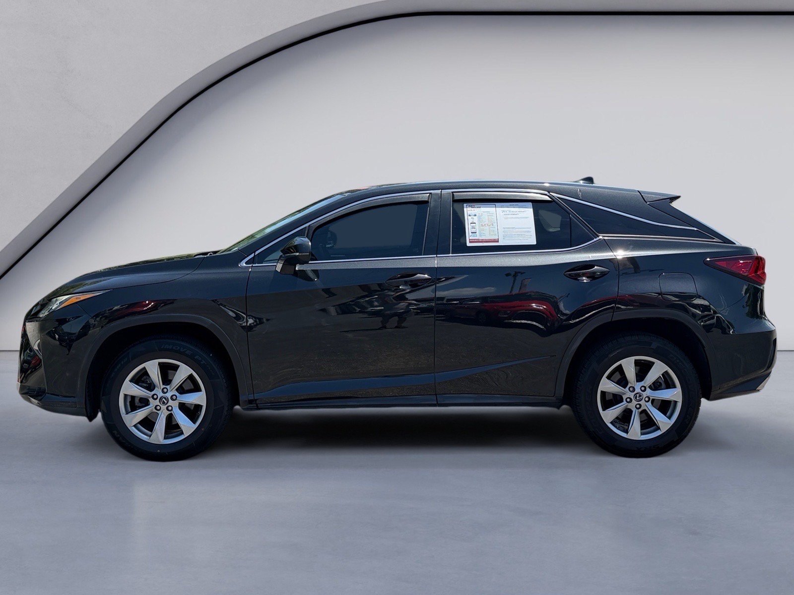 Used 2019 Lexus RX 350 FWD w/ Accessory Package image 2