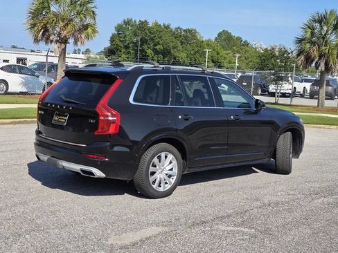 Used 2017 Volvo XC90 T6 Momentum w/ Vision Package AWD/4WD image 5