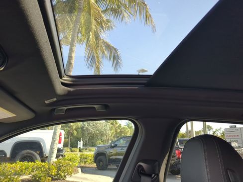 Used 2023 BMW X3 xDrive30i w/ Premium Package image 21