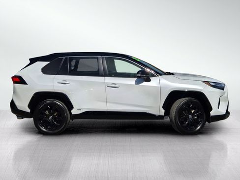Used 2025 Toyota RAV4 XSE w/ Advanced Technology Package AWD/4WD image 3