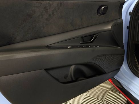 Used 2025 Hyundai Elantra N FWD image 27