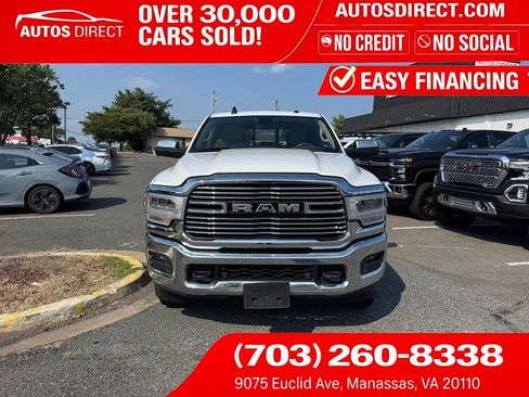 Used 2022 RAM 2500 Laramie AWD/4WD image 1