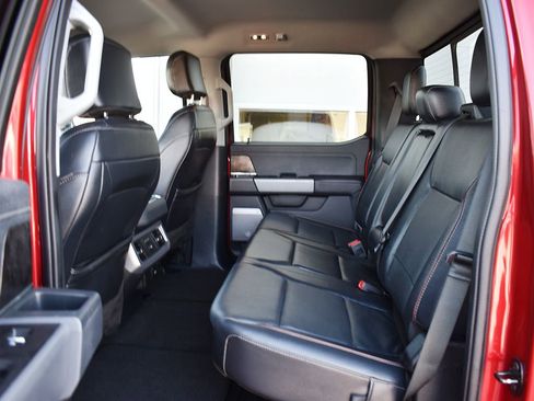 Used 2023 Ford F250 Lariat w/ Chrome Package image 6