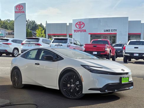 New 2026 Toyota Prius Plug-In Hybrid image 1