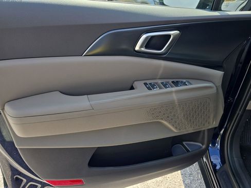 New 2026 Kia Carnival image 18