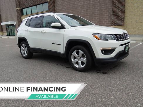 Used 2019 Jeep Compass Latitude AWD/4WD image 2