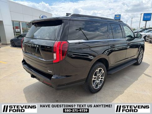Used 2025 Ford Expedition Max Active AWD/4WD image 4