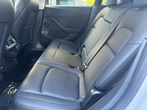 Used 2023 Tesla Model Y Long Range AWD/4WD image 13
