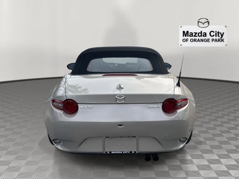 Used 2022 MAZDA MX-5 Miata Grand Touring image 4