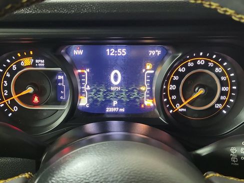 Used 2024 Jeep Wrangler Unlimited Sport AWD/4WD image 17