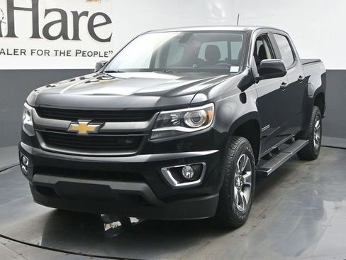 Used 2020 Chevrolet Colorado Z71 w/ LPO, Premium Interior Package image 7