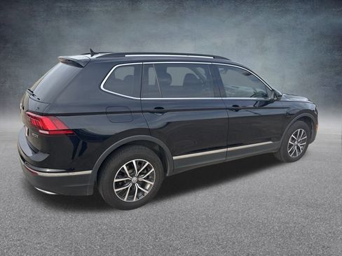 Used 2020 Volkswagen Tiguan SE image 5