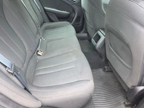 Used 2015 Chrysler 200 Limited w/ Spring Special Group FWD image 13