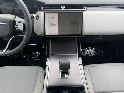 New 2026 Land Rover Range Rover Velar Dynamic SE AWD/4WD image 15