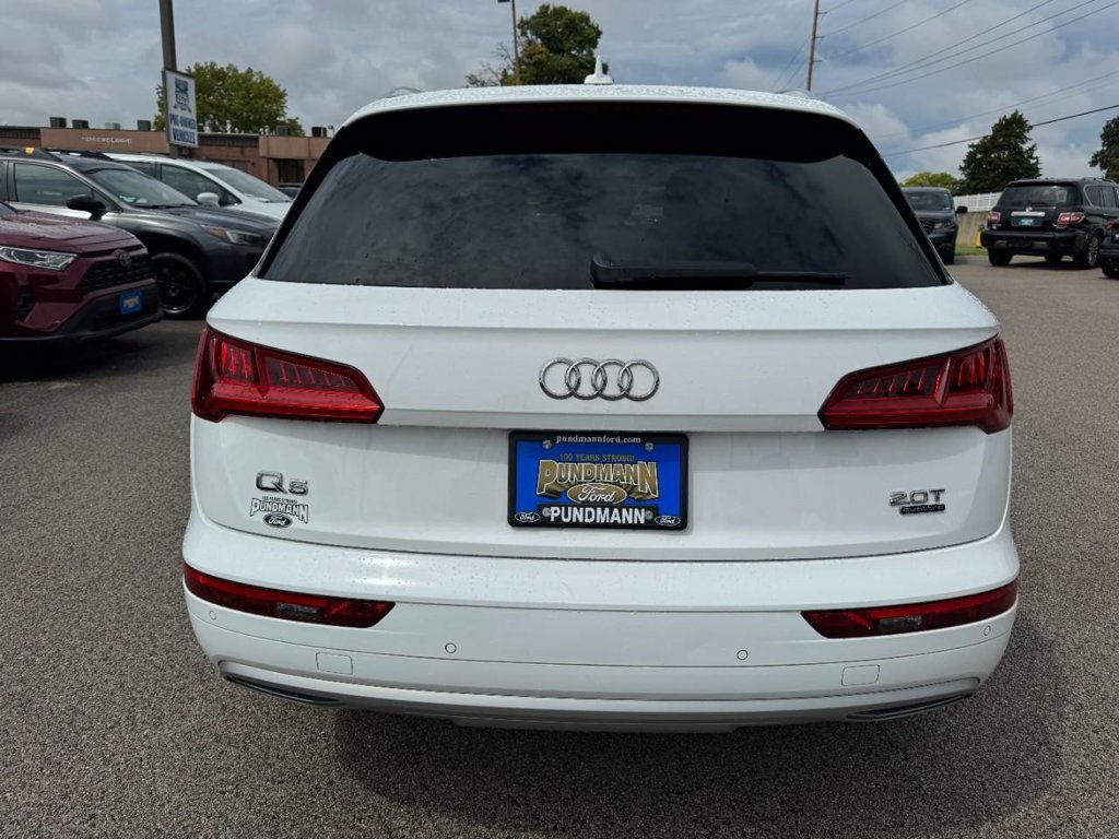 Used 2018 Audi Q5 2.0T Premium Plus w/ Premium Plus Package AWD/4WD image 4