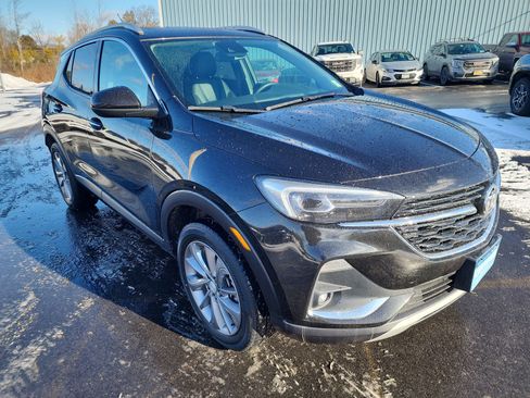 Used 2023 Buick Encore GX Essence w/ Experience Buick Package image 2