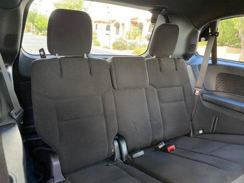 Used 2018 Dodge Grand Caravan SE FWD image 42