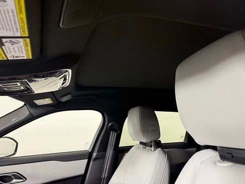 New 2026 Land Rover Range Rover Velar S image 15