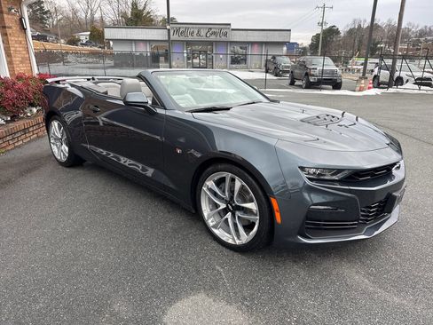 Used 2020 Chevrolet Camaro SS image 7