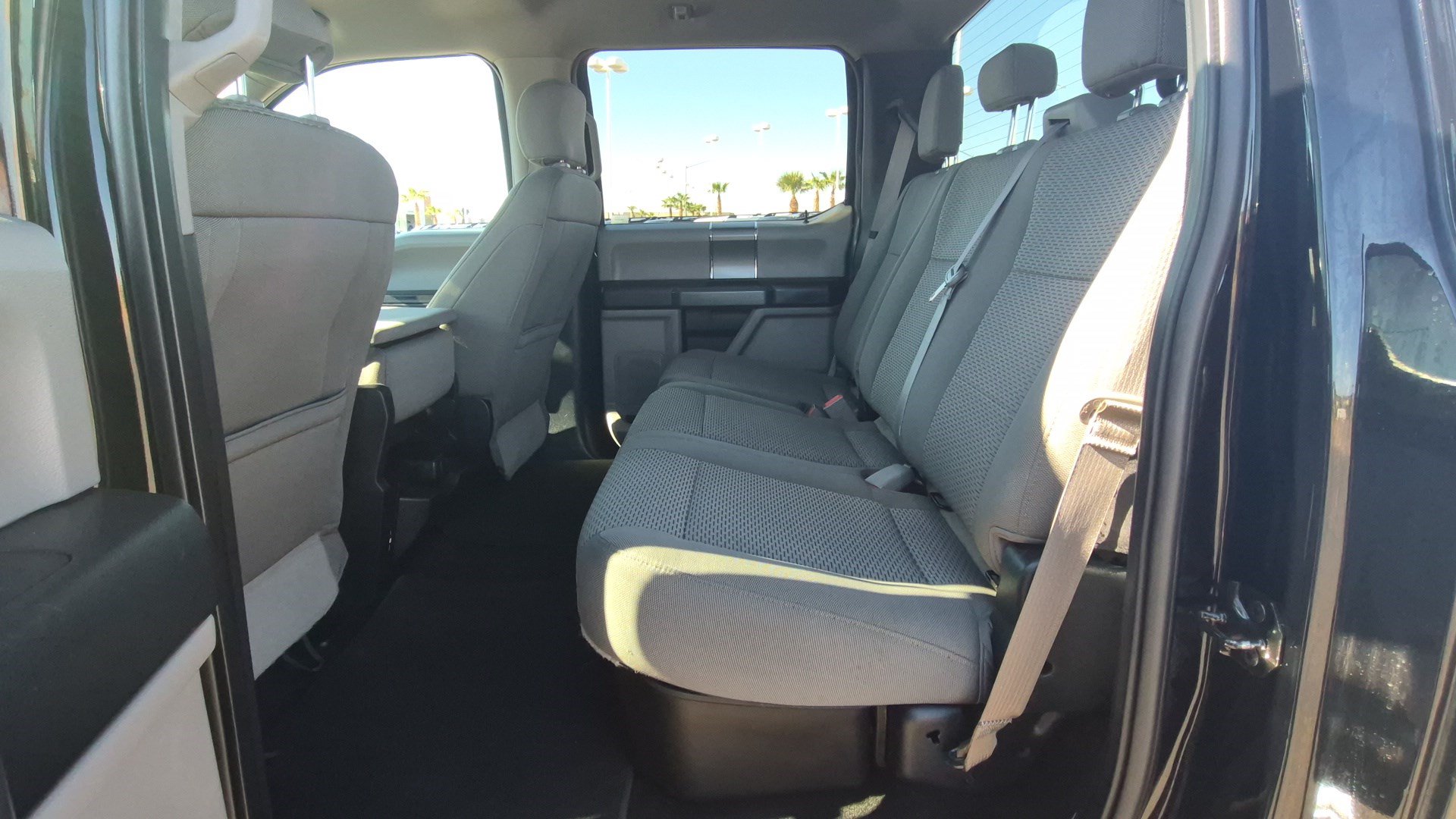 Used 2018 Ford F150 XLT w/ Equipment Group 301A Mid AWD/4WD image 23