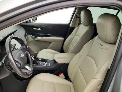 Used 2023 Cadillac XT4 Luxury FWD image 18