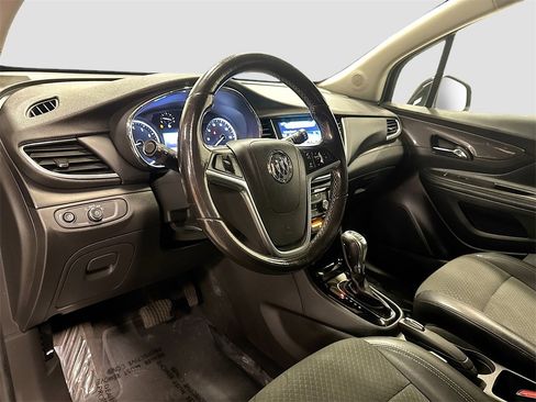 Used 2019 Buick Encore Preferred image 9