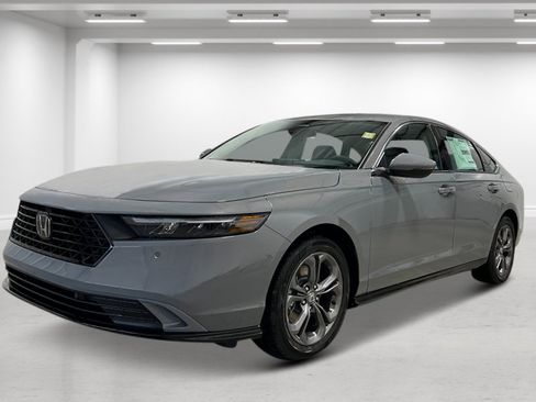 New 2025 Honda Accord EX-L image 7