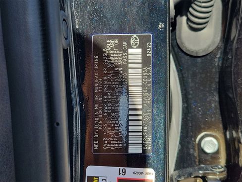 Used 2025 Toyota Camry LE image 34