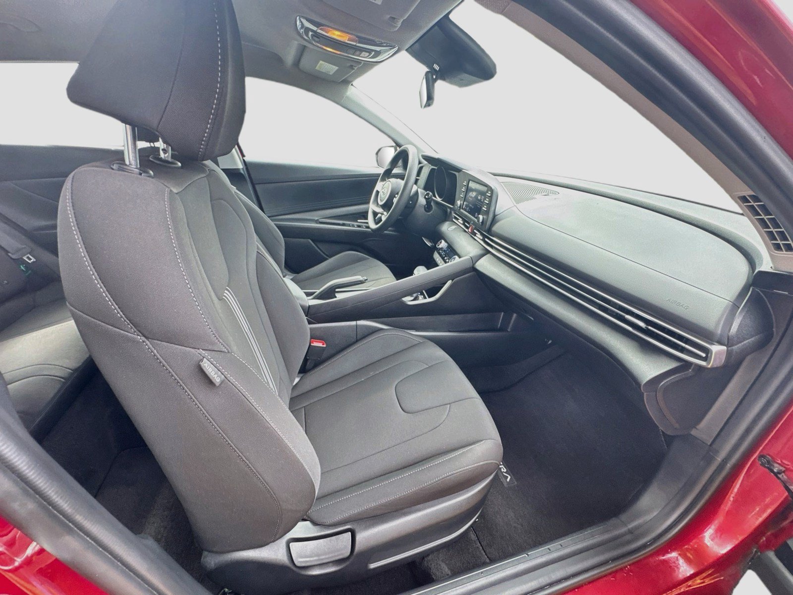Used 2023 Hyundai Elantra SEL FWD image 28