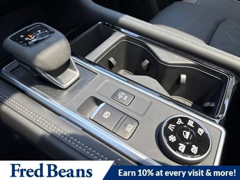 New 2026 Nissan Pathfinder Platinum AWD/4WD image 24