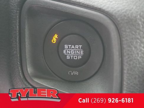 Used 2024 Jeep Wrangler Unlimited AWD/4WD image 28