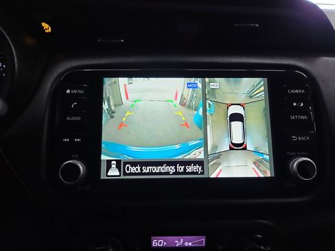 Used 2024 Nissan Kicks SR w/ SR Premium Package image 11