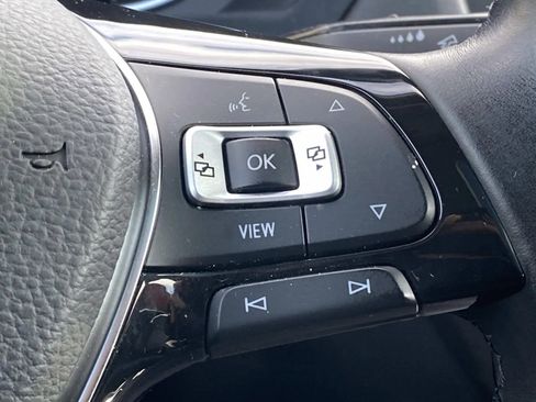 Used 2019 Volkswagen Tiguan SE w/ Panoramic Sunroof Package image 21