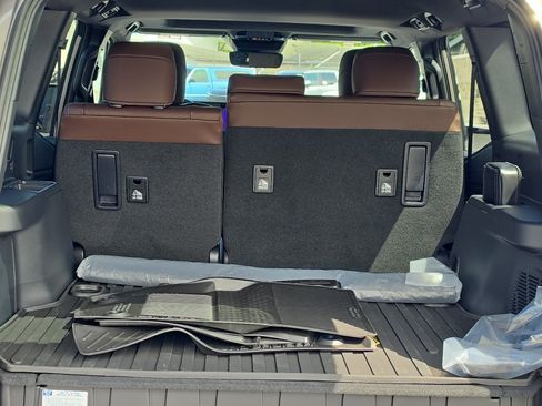 New 2027 Toyota Land Cruiser AWD/4WD image 9